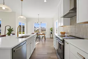 7712 Larkspur Ln, DeForest, WI 53532 - Photo 19