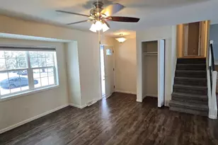 916 Liberty Dr, DeForest, WI 53532 - Photo 9