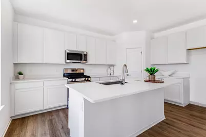 2809 Alpine Run #79, Stoughton, WI 53589 - Photo 13