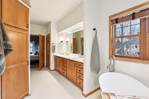 5654 Cobblestone Ln, Waunakee, WI 53597 - Photo 25