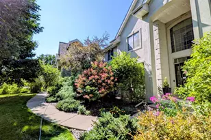 5654 Cobblestone Ln, Waunakee, WI 53597 - Photo 3