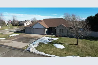 N9106 Hedgerow Drive, Appleton, WI 54915 - Photo 3