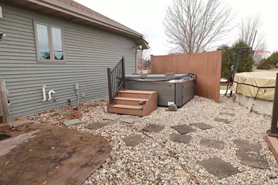 N9106 Hedgerow Drive, Appleton, WI 54915 - Photo 39