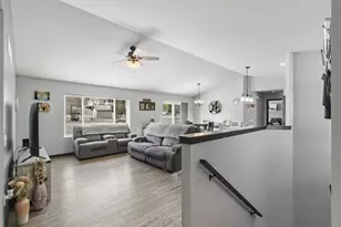 1035 Bluegrass Trl, Waterloo, WI 53594 - Photo 39