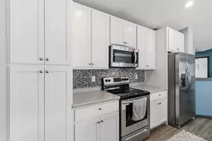 1035 Bluegrass Trl, Waterloo, WI 53594 - Photo 7