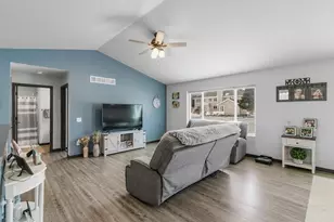 1035 Bluegrass Trl, Waterloo, WI 53594 - Photo 37
