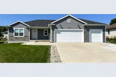 1035 Bluegrass Trail, Waterloo, WI 53594 - Photo 3