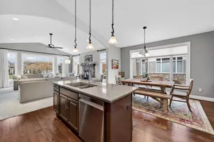 441 Grandview Dr, Waunakee, WI 53597 - Photo 11