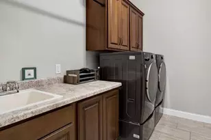 441 Grandview Dr, Waunakee, WI 53597 - Photo 31