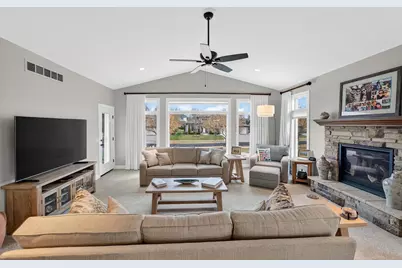 441 Grandview Drive, Waunakee, WI 53597 - Photo 15