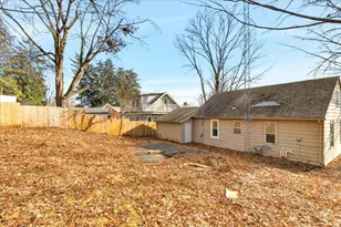 409 11th St, Baraboo, WI 53913 - Photo 33