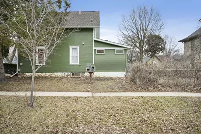 625 S Madison Street, Stoughton, WI 53589 - Photo 33