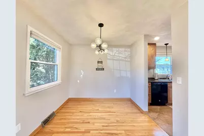 2525 Mt Vernon Avenue, Janesville, WI 53545 - Photo 5