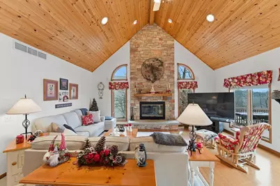 E9291 Pebblebeach Drive, Wisconsin Dells, WI 53965 - Photo 5