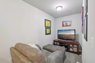 1971 N Windsor Ave, Cottage Grove, WI 53527 - Photo 33