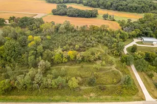 10120 W State 81 Rd, Beloit, WI 53511 - Photo 9