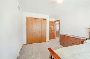 601 Aztalan Dr, Madison, WI 53718 - Photo 27