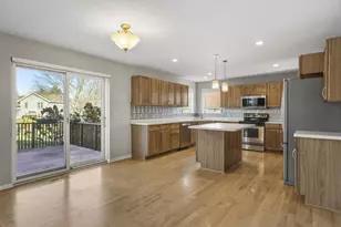 5734 Rosslare Ln, Fitchburg, WI 53711 - Photo 11