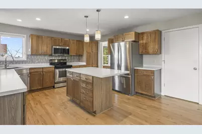 5734 Rosslare Lane, Fitchburg, WI 53711 - Photo 9