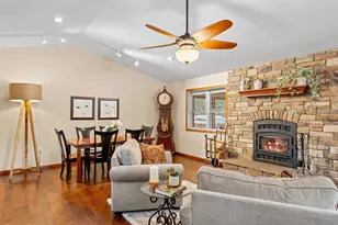 5615 S Granite Ln, Baraboo, WI 53913 - Photo 13