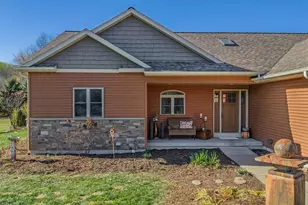 5615 S Granite Ln, Baraboo, WI 53913 - Photo 5