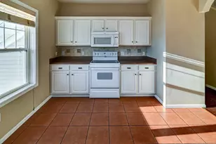 3035 Nessling St, Madison, WI 53719 - Photo 9