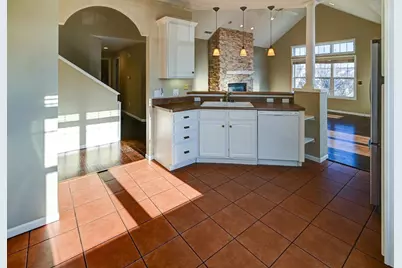 3035 Nessling Street, Madison, WI 53719 - Photo 5