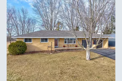 2315 Spring Rose Road, Verona, WI 53593 - Photo 3