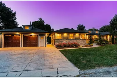 10 Roxbury Road, Madison, WI 53704 - Photo 1