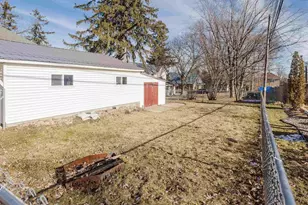 417 W Division St, Ridgeville, WI 53533 - Photo 43
