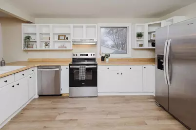 417 W Division Street, Ridgeville, WI 53533 - Photo 5