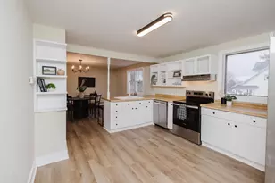 417 W Division St, Ridgeville, WI 53533 - Photo 3