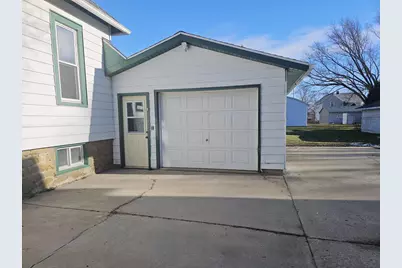 215 N Main Street, Reeseville, WI 53579 - Photo 27