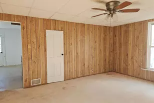 215 N Main St, Reeseville, WI 53579 - Photo 11