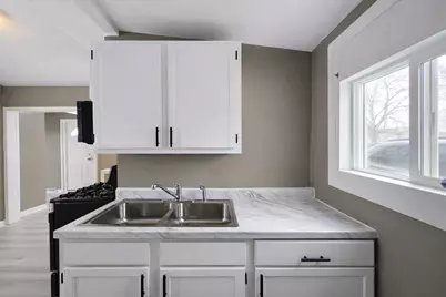 1816 S Grant Avenue, Janesville, WI 53546 - Photo 9