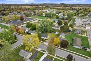 412 Wilcox St, Fort Atkinson, WI 53538 - Photo 35