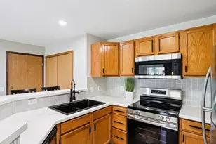 33A Grand Canyon Dr, Lake Delton, WI 53913 - Photo 7