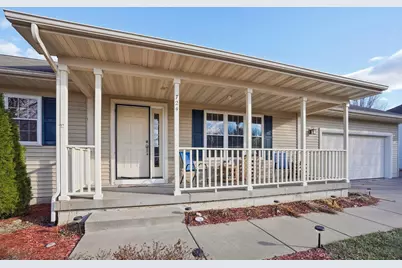 724 Eastridge Drive, Reedsburg, WI 53959 - Photo 5