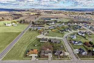 724 Eastridge Dr, Reedsburg, WI 53959 - Photo 65