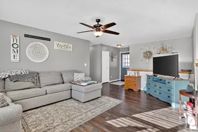 1627 Redwood Drive, Janesville, WI 53548 - Photo 11