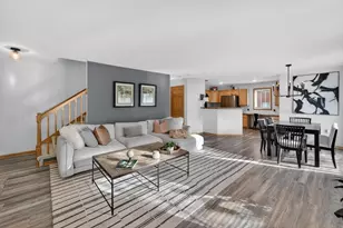 705 Cricket Ln, Madison, WI 53562 - Photo 5