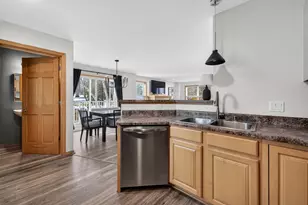 705 Cricket Ln, Madison, WI 53562 - Photo 11