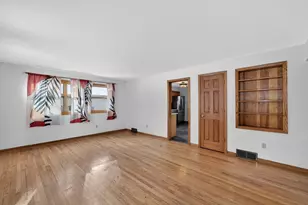 518 Bowman Ave, Madison, WI 53716 - Photo 5