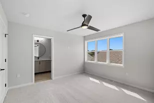 2811 Crinkle Root Dr, Fitchburg, WI 53711 - Photo 43