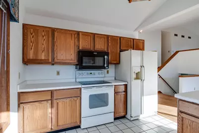 850 N Perry Parkway, Oregon, WI 53575 - Photo 9