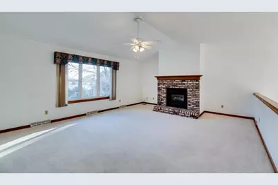 850 N Perry Parkway, Oregon, WI 53575 - Photo 25