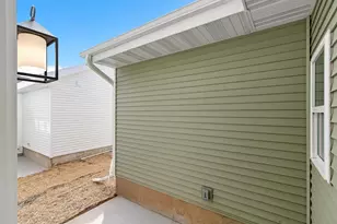 2811 Crinkle Root Dr, Fitchburg, WI 53711 - Photo 21