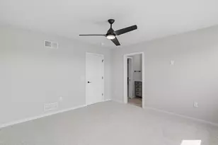 2811 Crinkle Root Dr, Fitchburg, WI 53711 - Photo 43