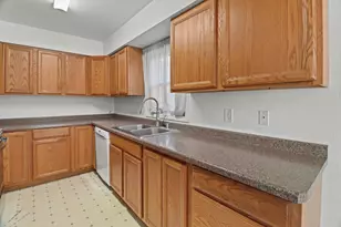 2700 Bailey Rd, Sun Prairie, WI 53590 - Photo 7