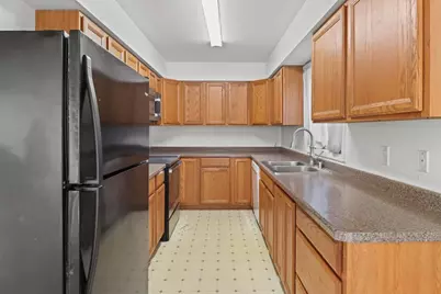 2700 Bailey Road, Sun Prairie, WI 53590 - Photo 5